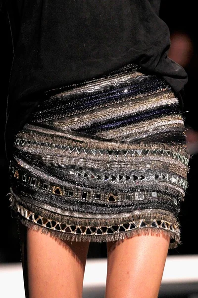 Look 29